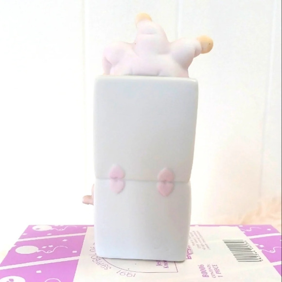 Precious Moments "Jest To Let You Know You're Tops" Jack In The Box Figure 1991 - Picture 4 of 7